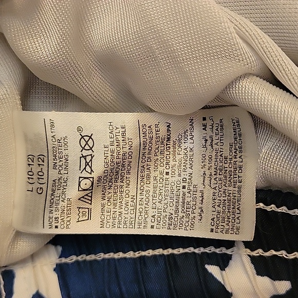 (2) Old Navy Tag You're It Boys Swim Trunks Sizes L (10-12) - Picture 6 of 15